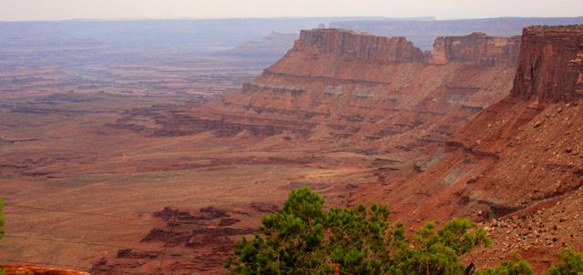 Canyonlands -- Grand Point