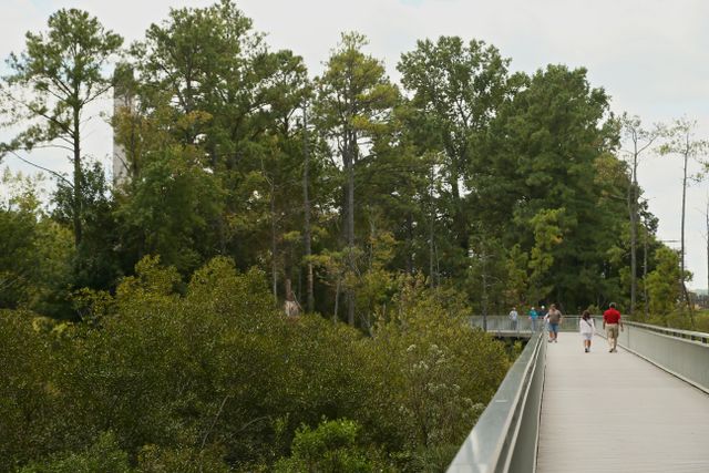 Colonial Parkway -- Walkway to Yorktown Victory Monument 