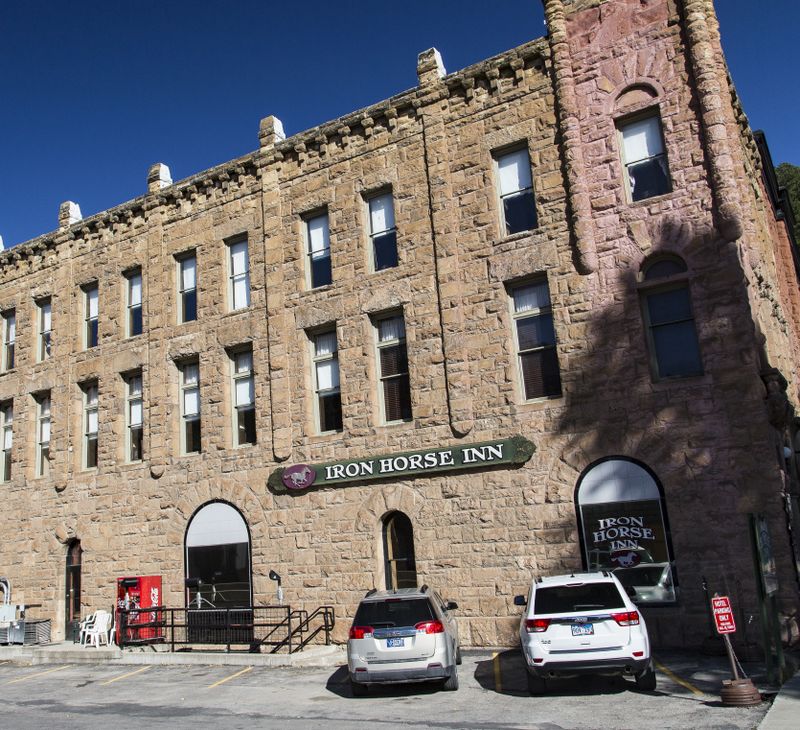 Historic Iron Horse Inn 