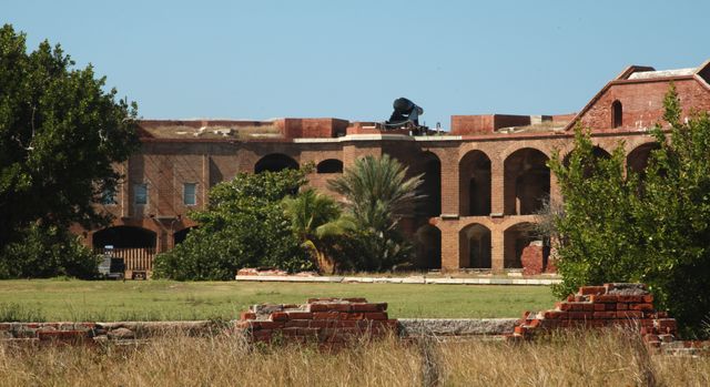 Dry Tortugas - Terreplain with Canon