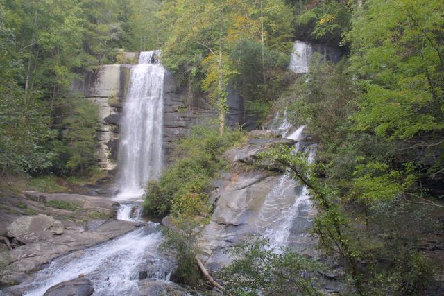 Eastatoe Falls