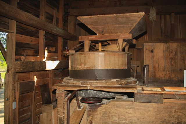 GMS Cades Cove -- Cable Mill - Milling Rock