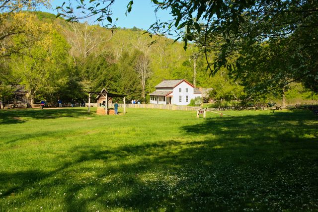 GMS Cades Cove -- Cable Mill Historic Area