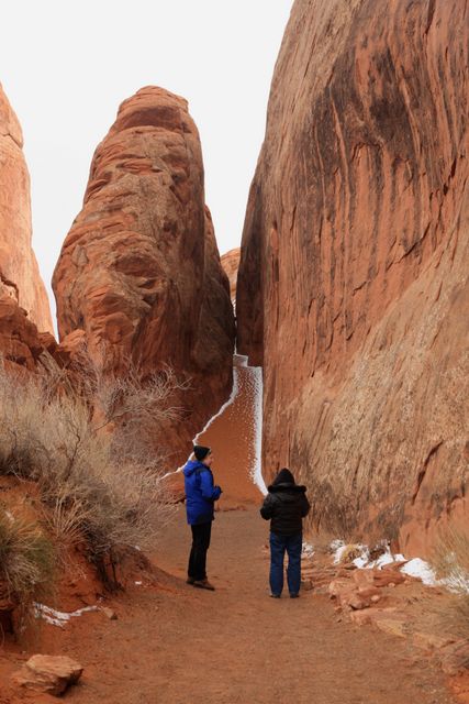 Arches NP -- Landscape Arch trail - a hour later 