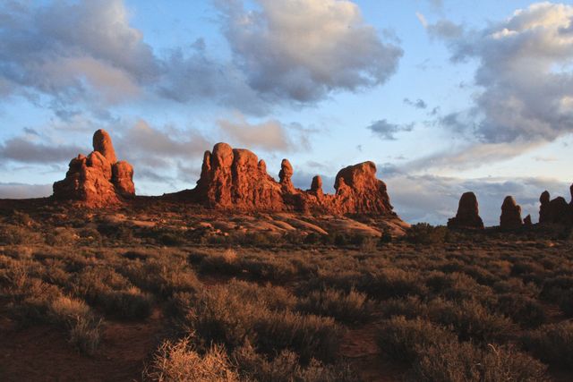 Arches NP -- Landscape view from Turret Arch 
