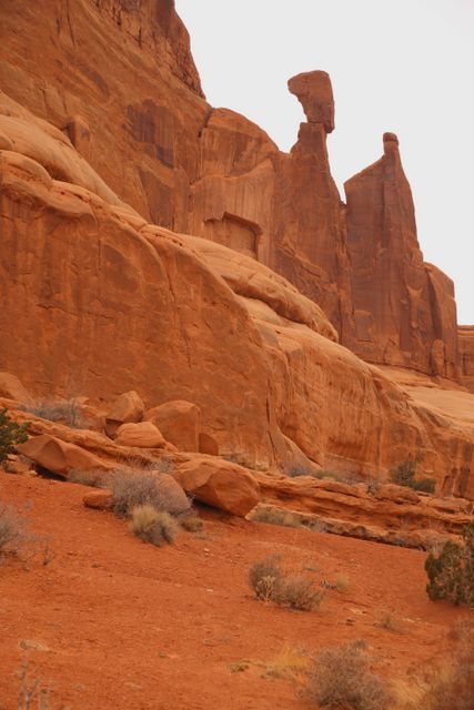 Arches NP -- Queen Nefertit 