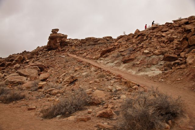 Arches NP Delicate Arch -- Switch back 