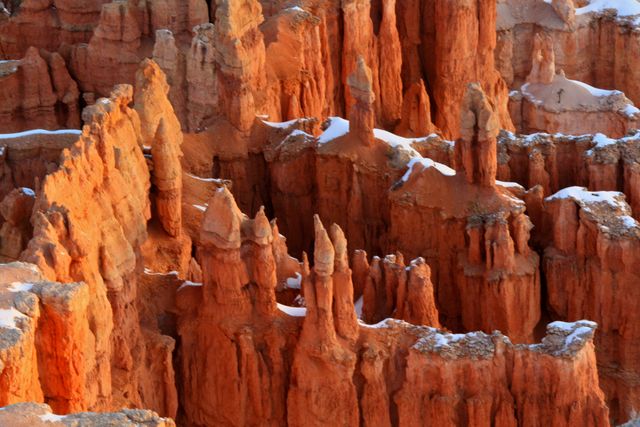 Bryce NP -- Snowy Rock points 
