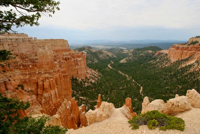 Bryce NP -- Silent City 