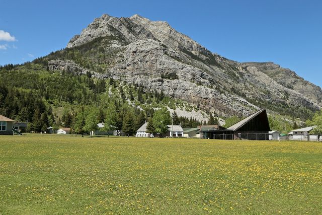 Waterton -- Waterton Community 