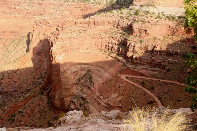 Canyonlands -- Dropping into the Canyon