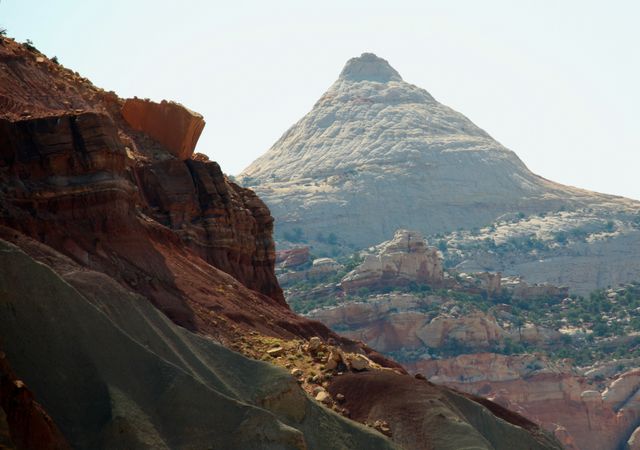 Capitol Reef NP -- Fern's Nipple 
