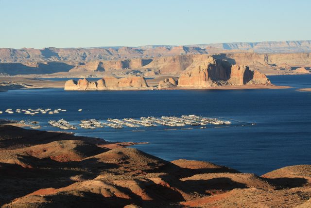 Lake Powell -- Marina 