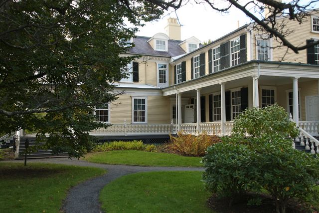 Side view of Longfellow's Home