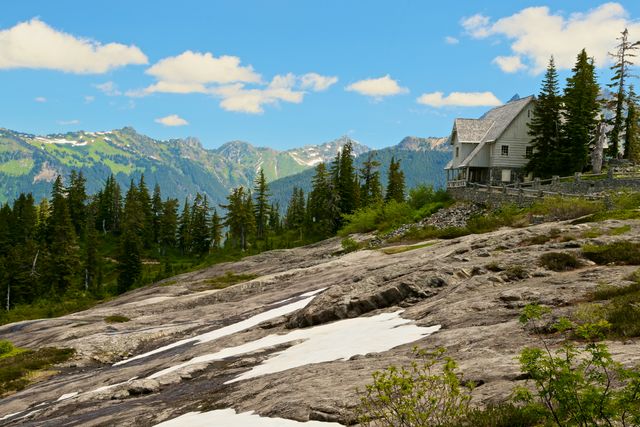 Mt Baker -- Heather Meadows Visitor's Center 