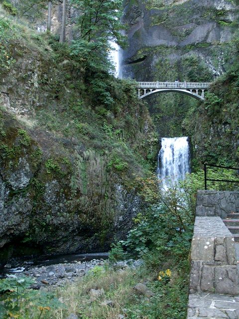 Multnomah Falls - Both Upper and Lower Falls 
