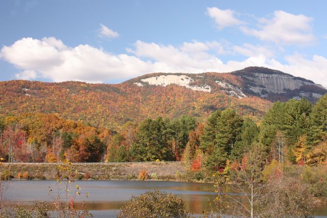 A view of Table Rock Mountain from the Table Rock Visitor's Center