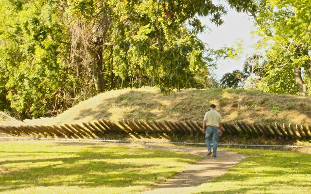 Yorktown Battlefield -- British Defense Line 